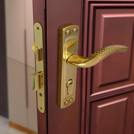 Дверной замок ЗВ4-55 412 (аналог Зенит), ручка перфо, цвет пол. латунь (PB)